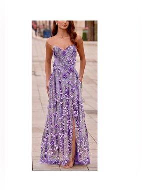 Purple garden bliss Strapless Lavender Floral Appliqué Evening Gown sz Large